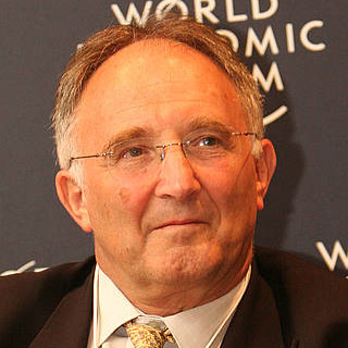 Prof Geoffrey Lipman