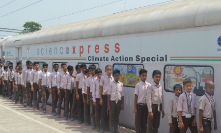 Climate SmART Award Goes To “The Science Express” A Brilliant Innovative Travelling Exhibition in India